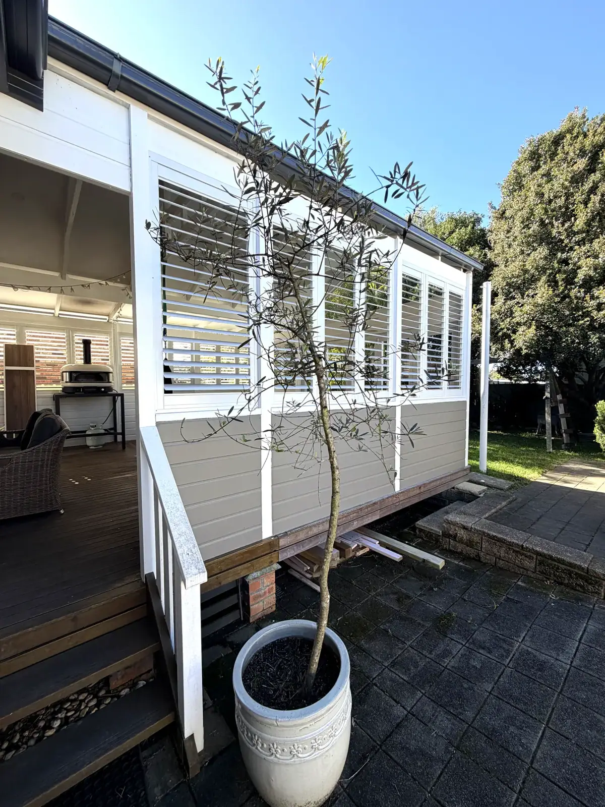 Deck, roof & bifold enclosure, Garden Suburb — photo 5