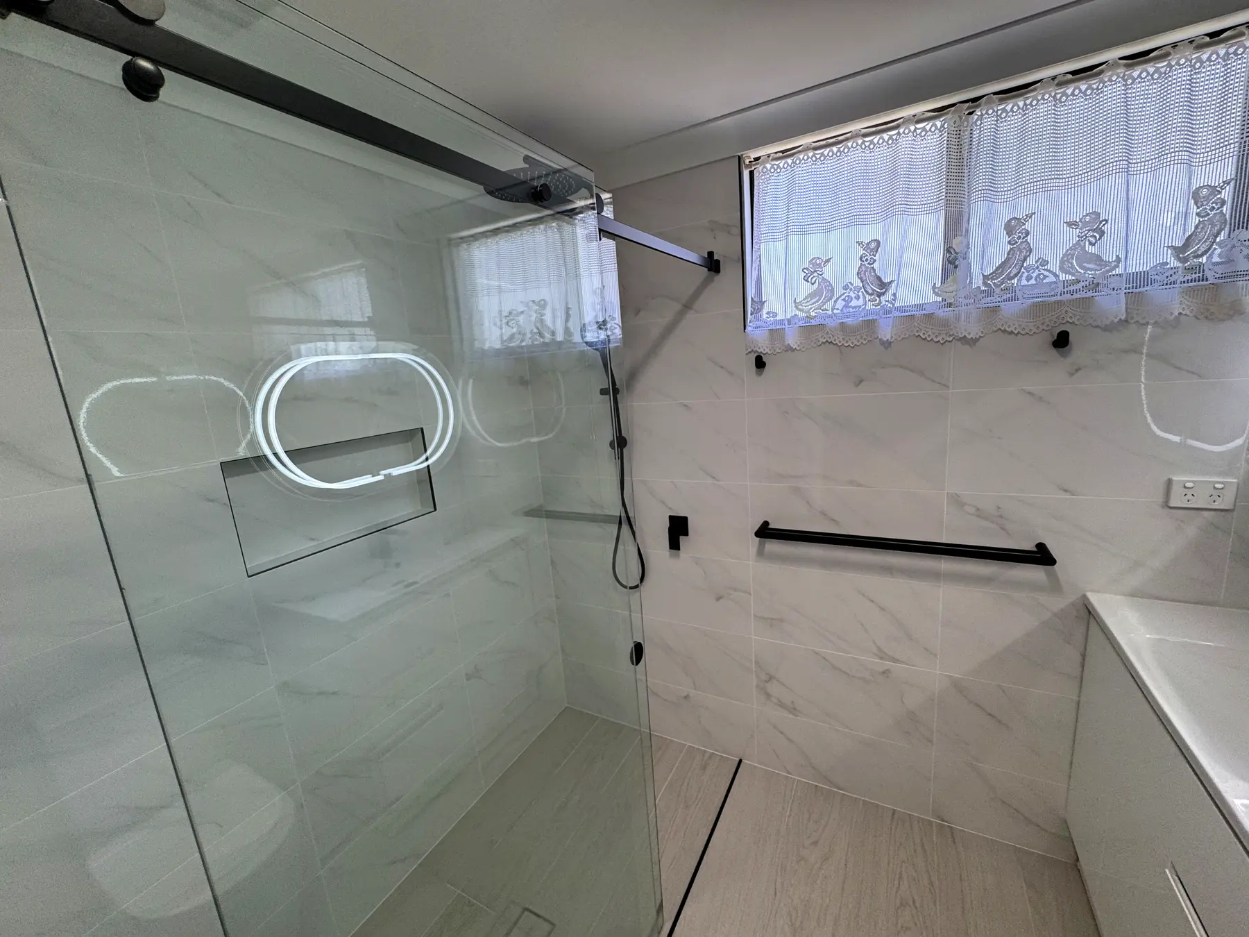 Bathroom, Wyee Point — photo 2
