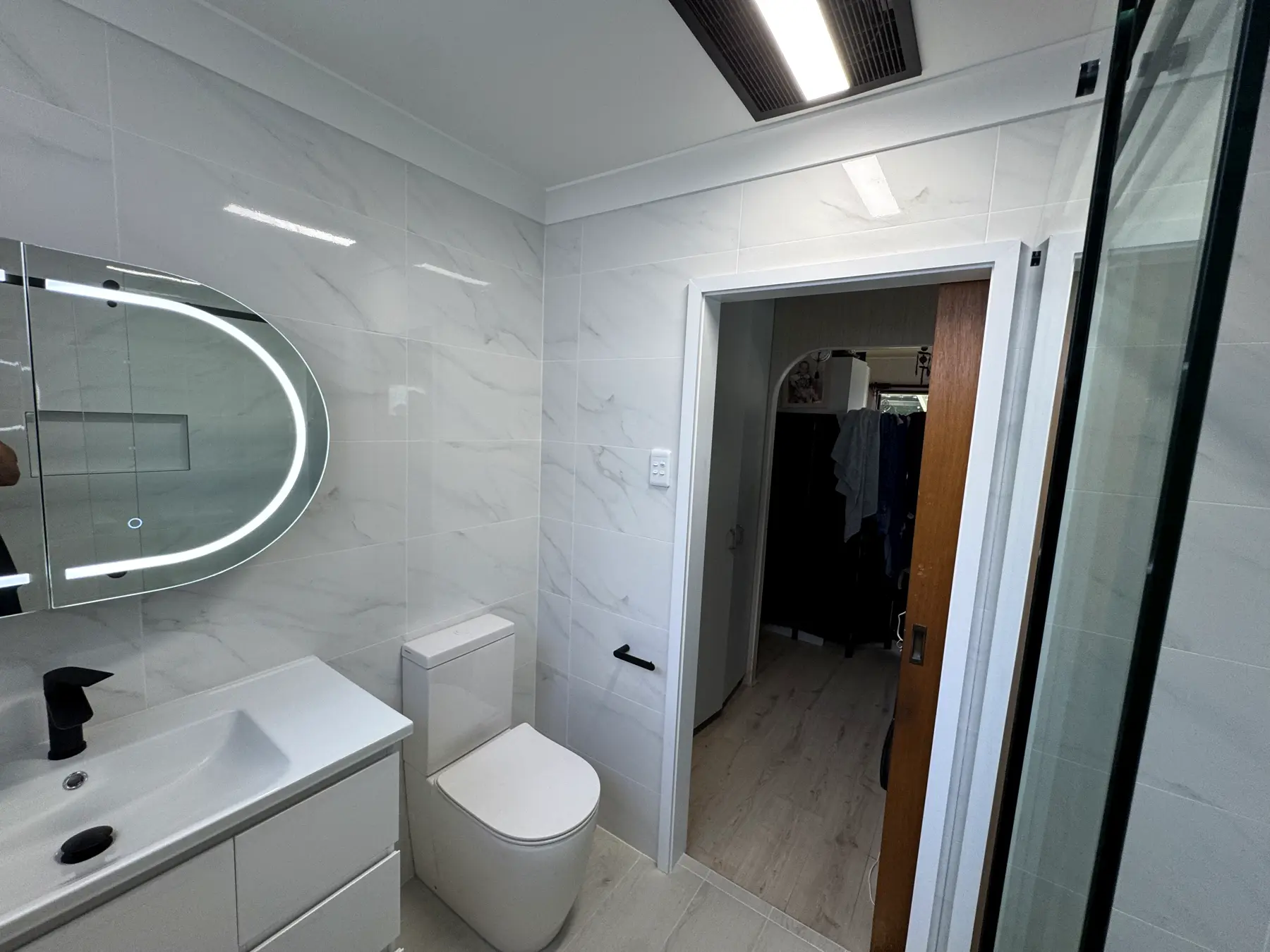 Bathroom, Wyee Point — photo 3