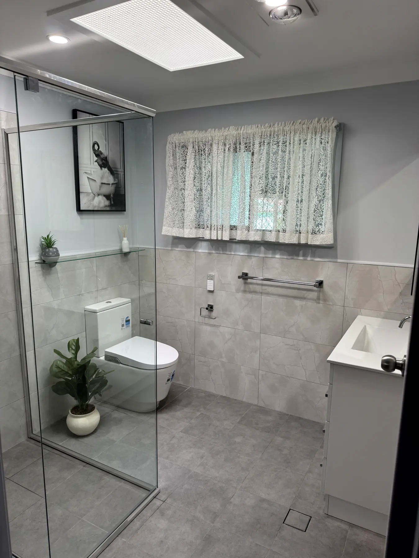 Bathroom renovation after, Gorokan