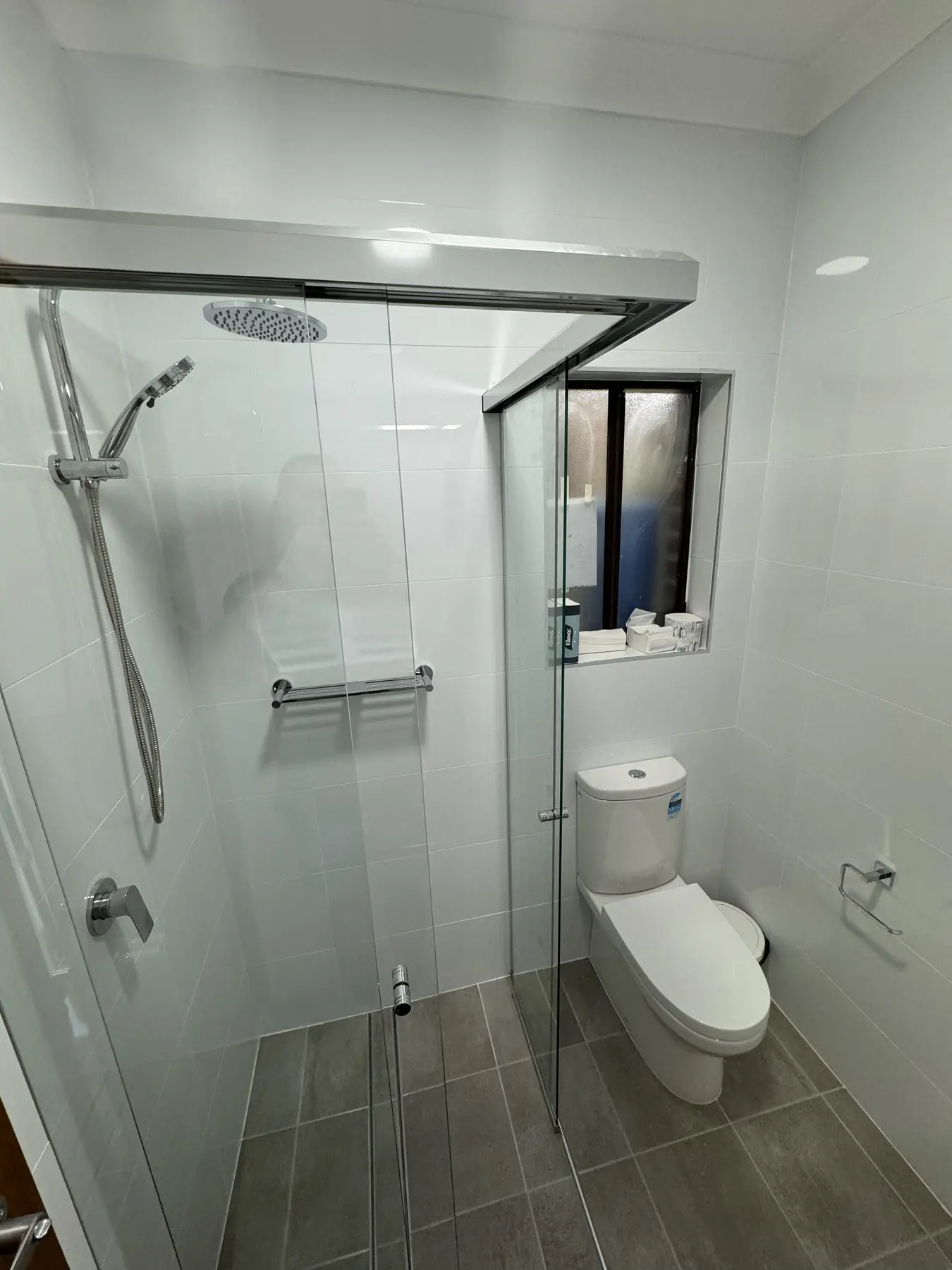 Pre-school bathroom renovation, Gorokan — photo 2