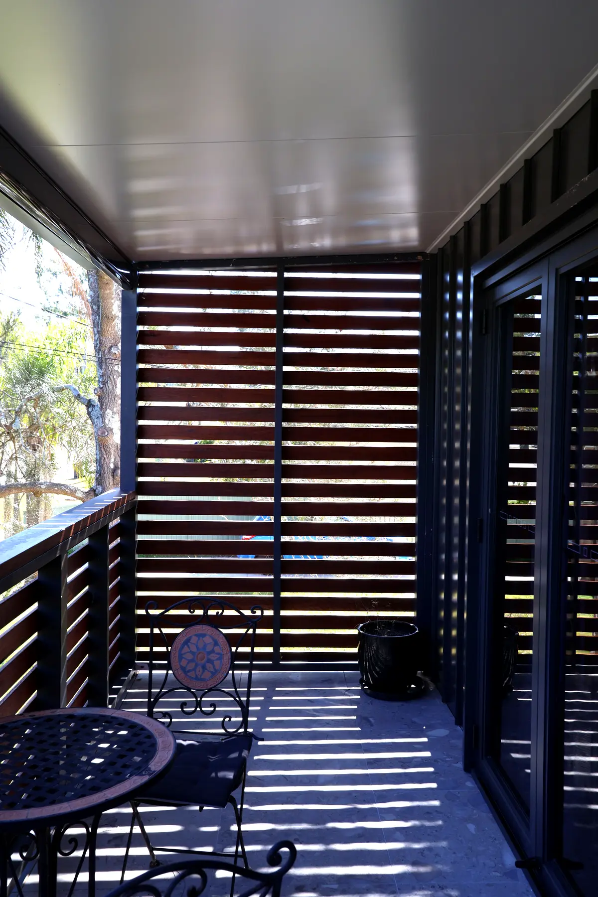 Exterior reclad, balcony & pergolas, San Remo — photo 4