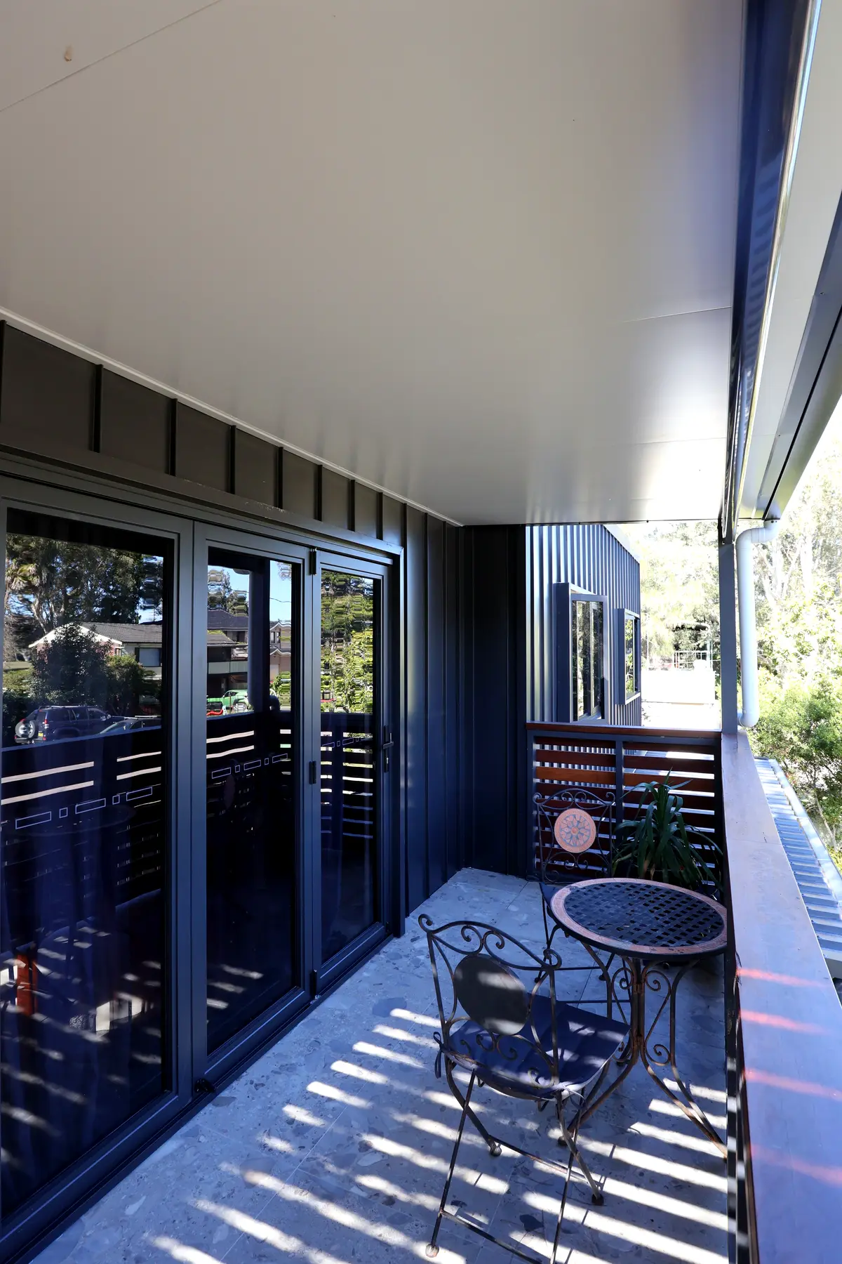 Exterior reclad, balcony & pergolas, San Remo — photo 5