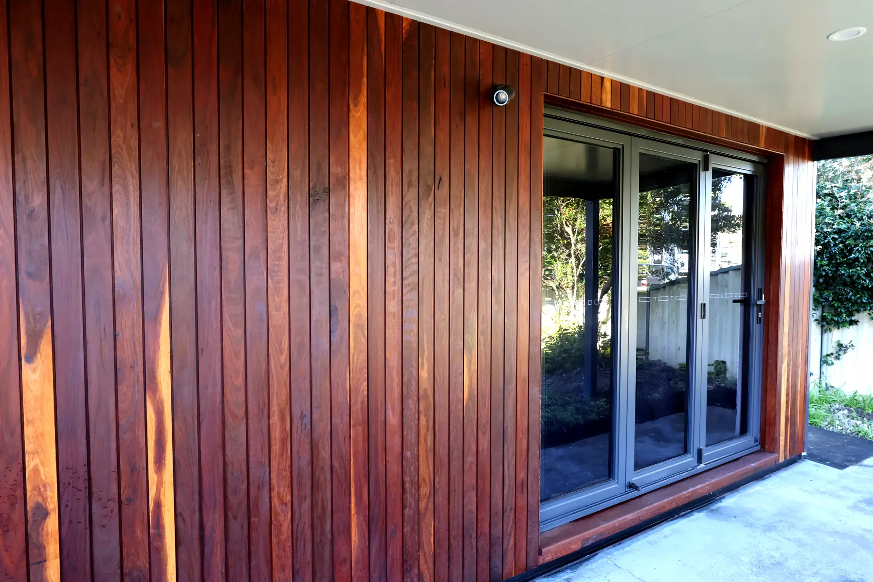 Exterior reclad, balcony & pergolas, San Remo — photo 6