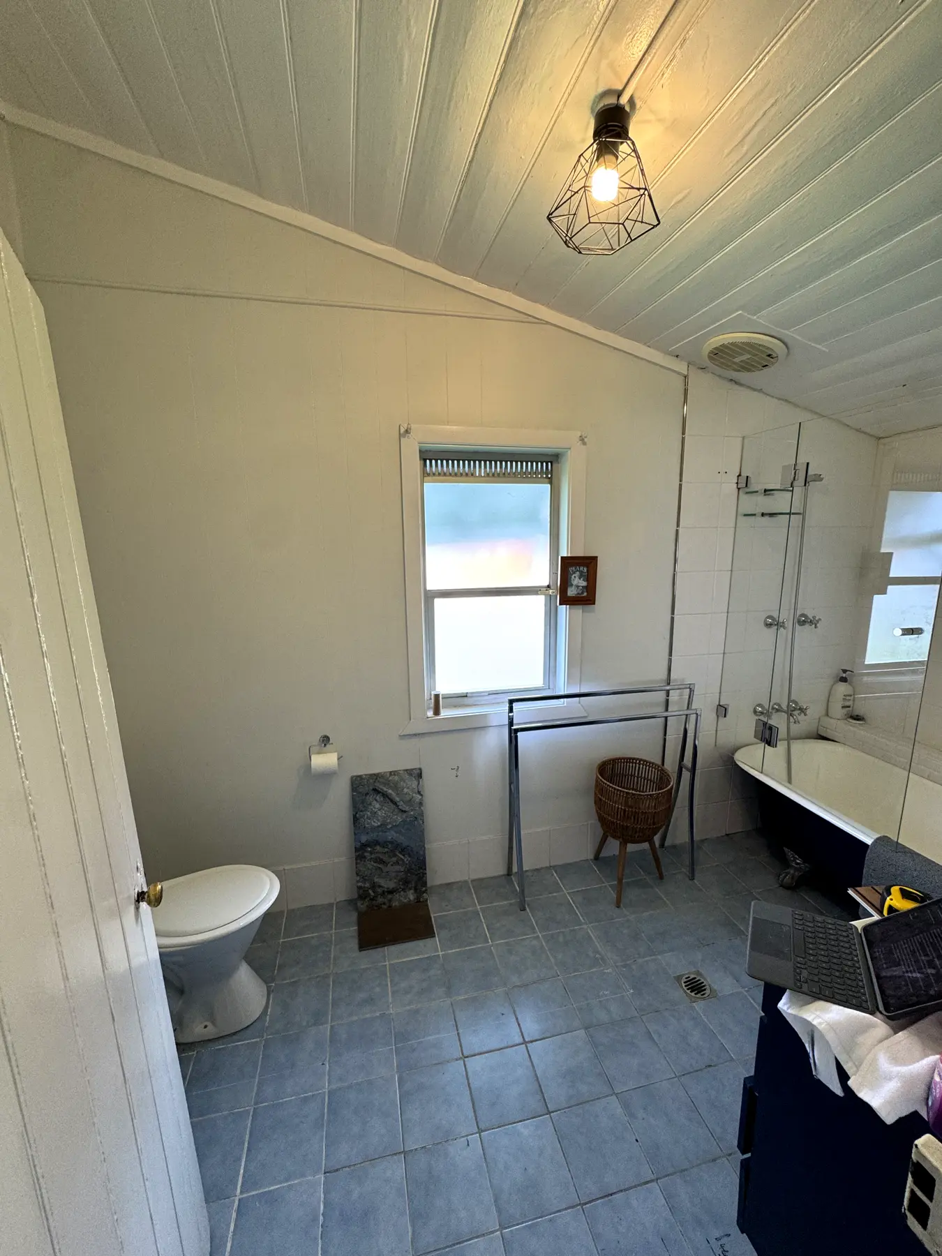 Kitchen, bathroom, laundry & butler’s pantry, Cessnock — before 2