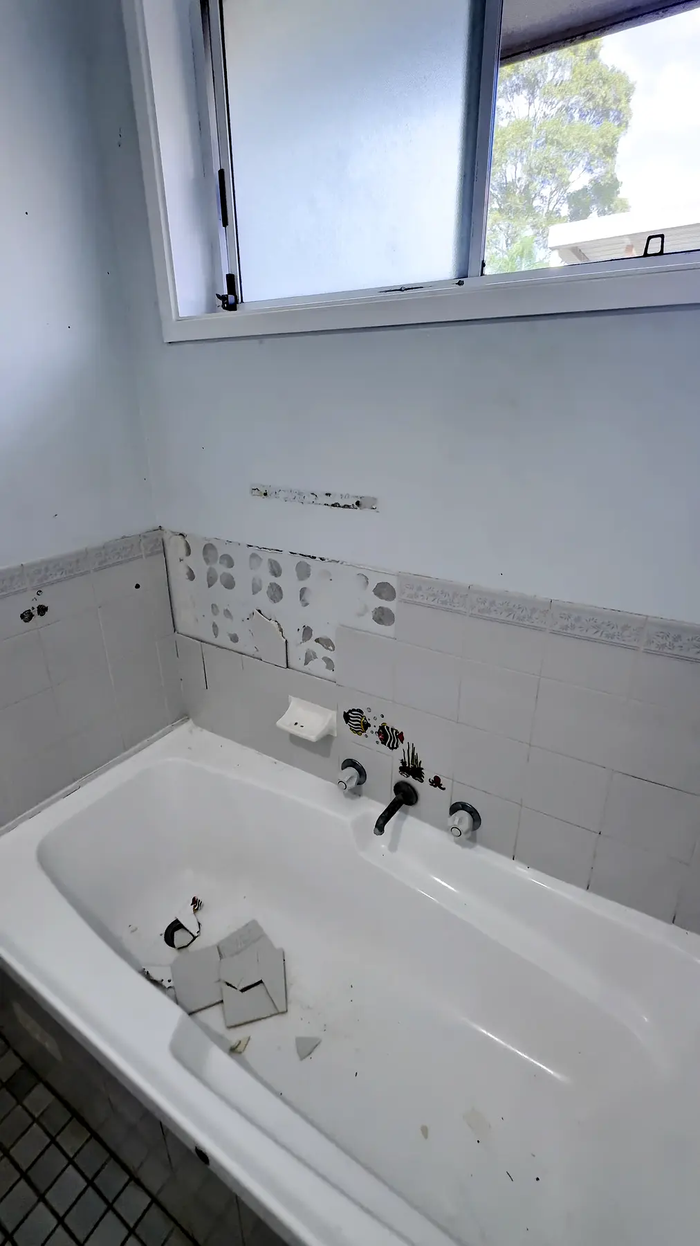 Bathroom & toilet combined, Lake Haven — before 2