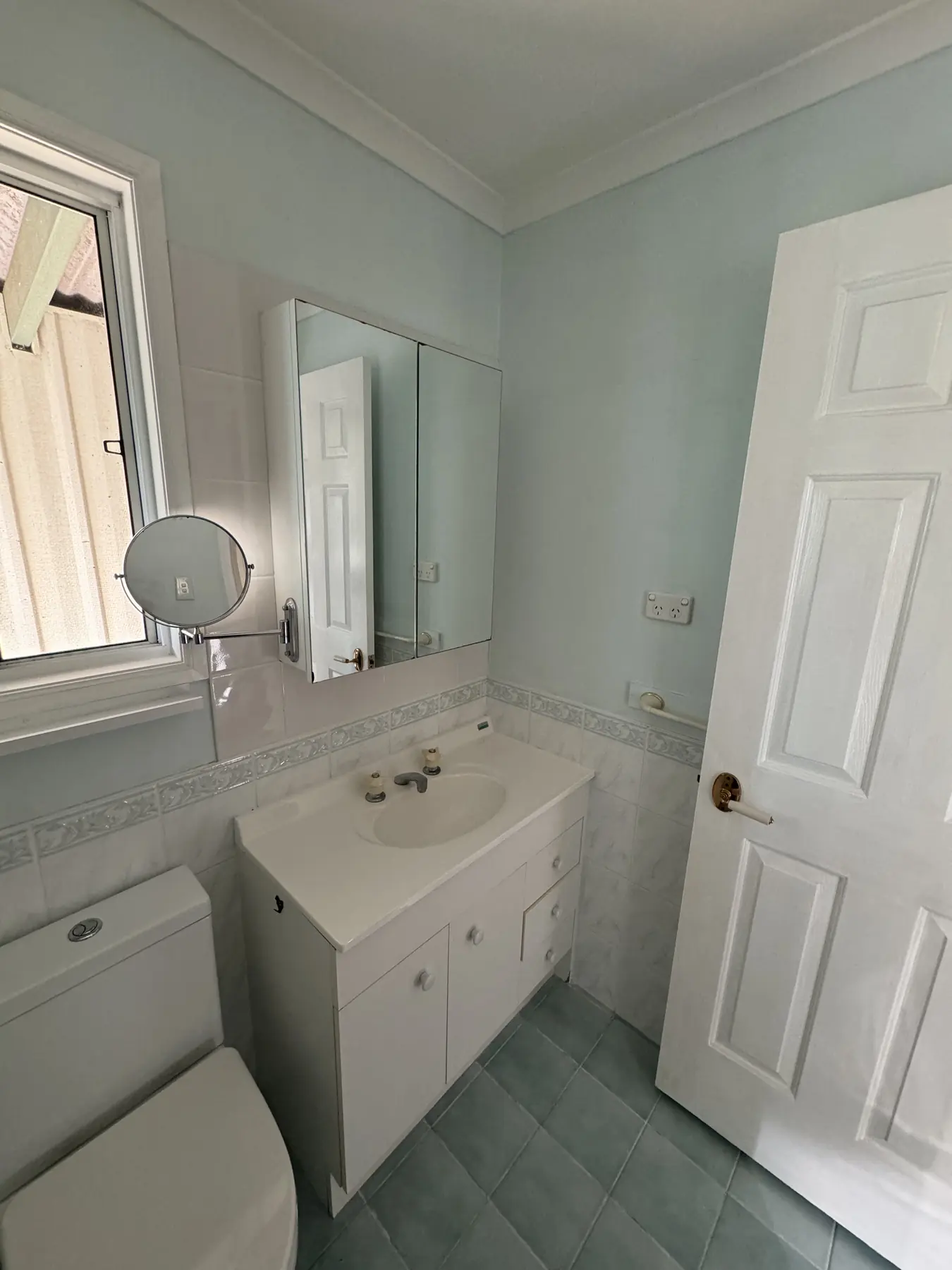 Bathroom & toilet renovation, Doyalson North — before 2