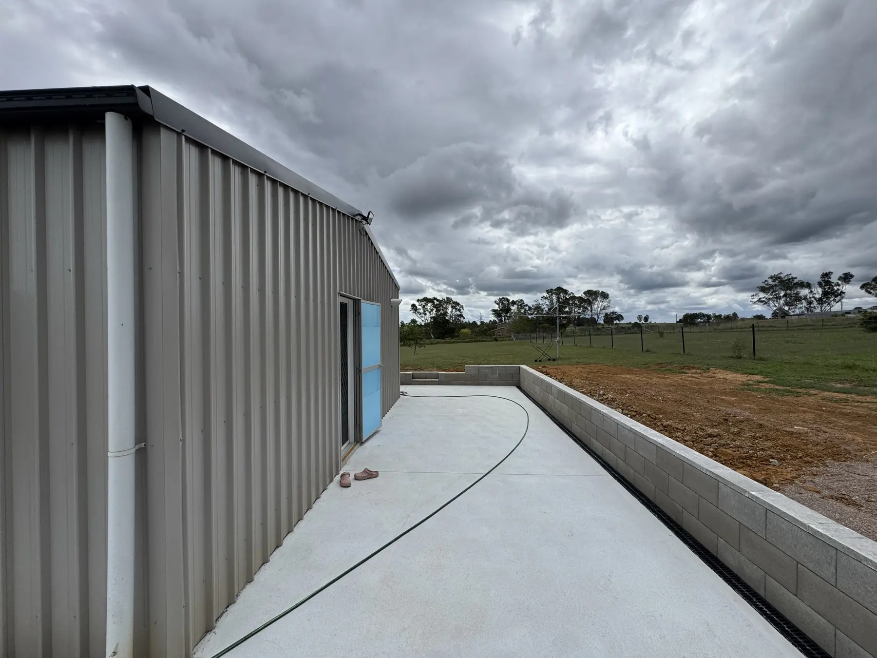 Cooldek pergola & carport, Greta — before 1