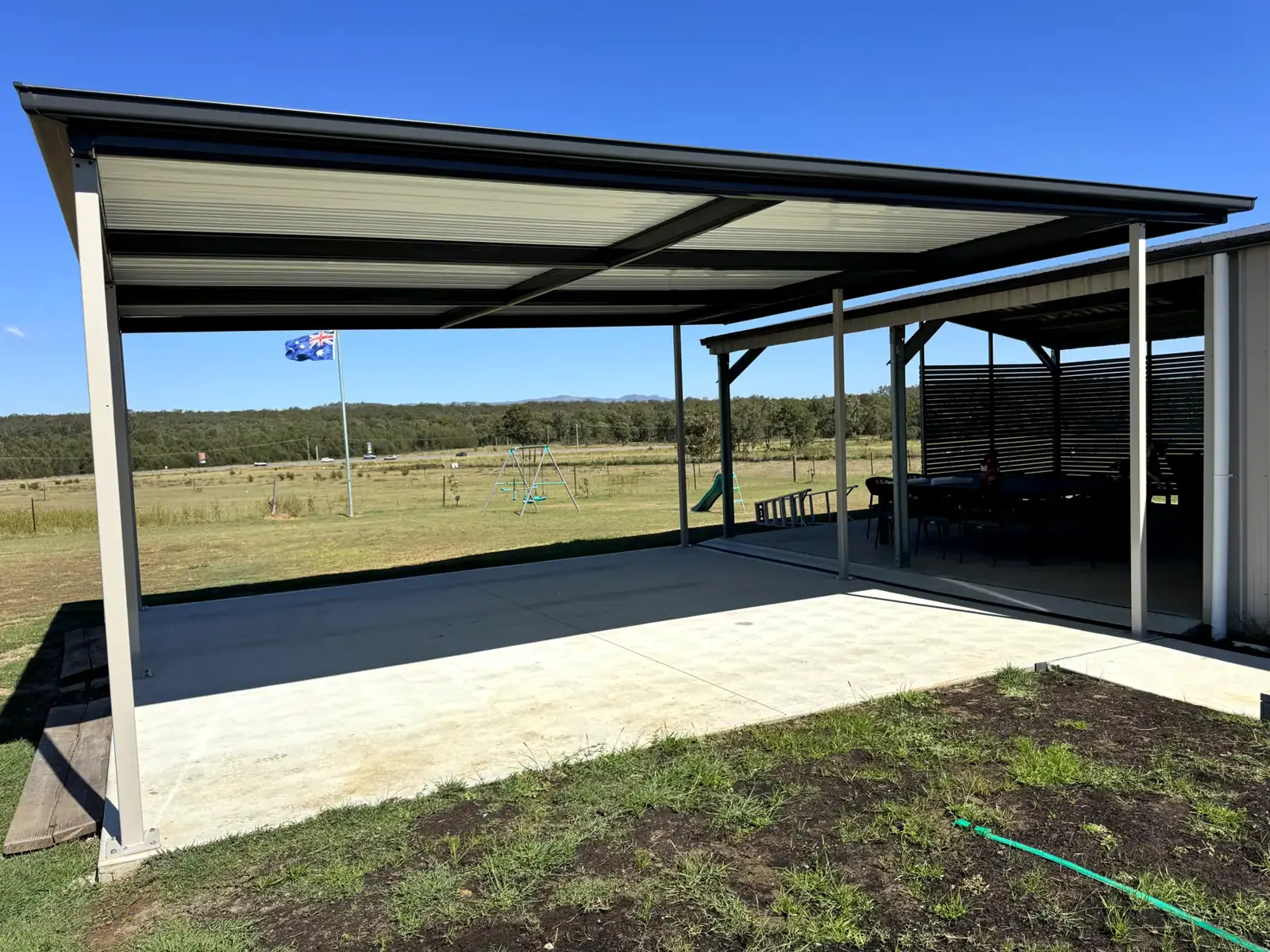 Cooldek pergola & carport, Greta — photo 3